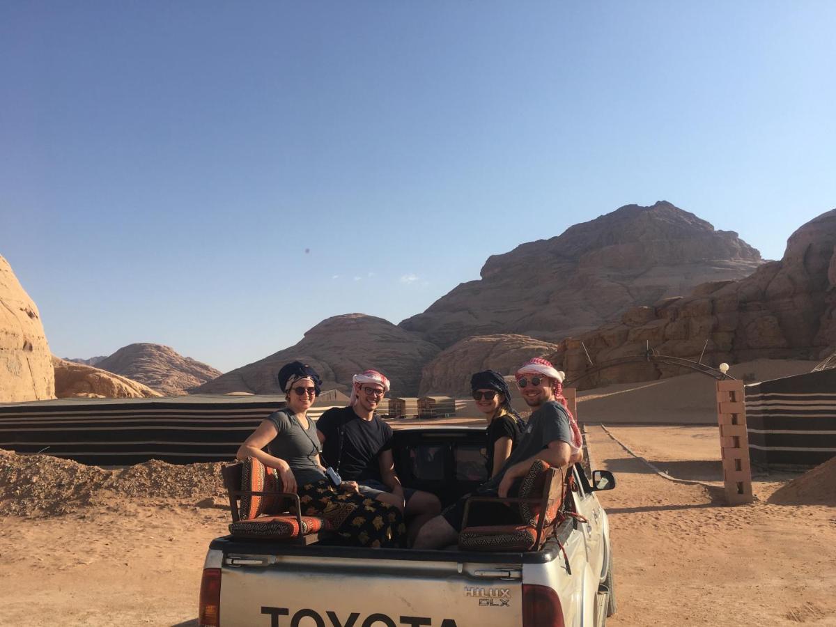 ホテルOryx Camp ワディ ・ラム エクステリア 写真
